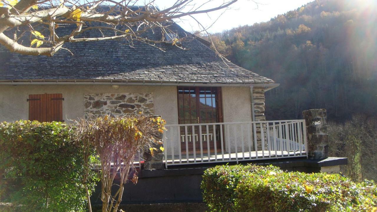 Gite Familial Fouga Bareilles Esterno foto