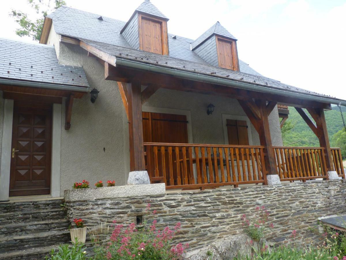 Gite Familial Fouga Bareilles Esterno foto